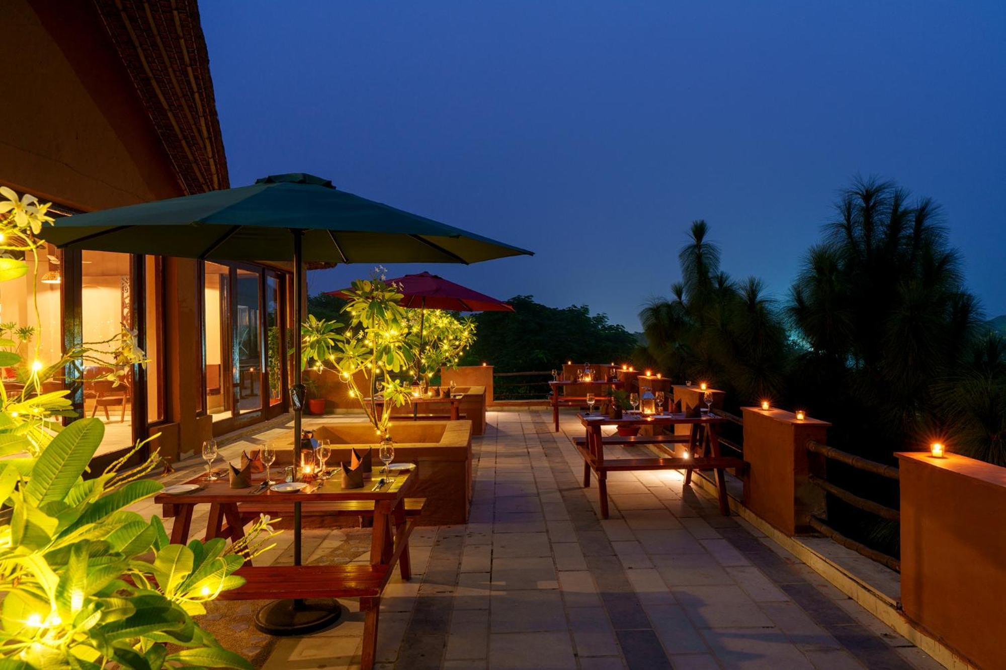 Binewāl Gaj Resort, A Member Of Radisson Individuals Retreats מראה חיצוני תמונה