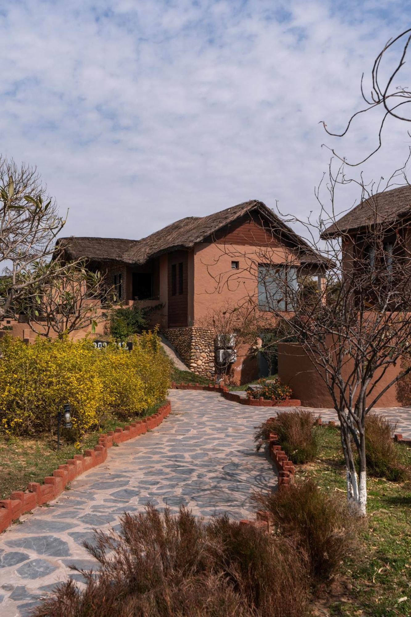 Binewāl Gaj Resort, A Member Of Radisson Individuals Retreats מראה חיצוני תמונה