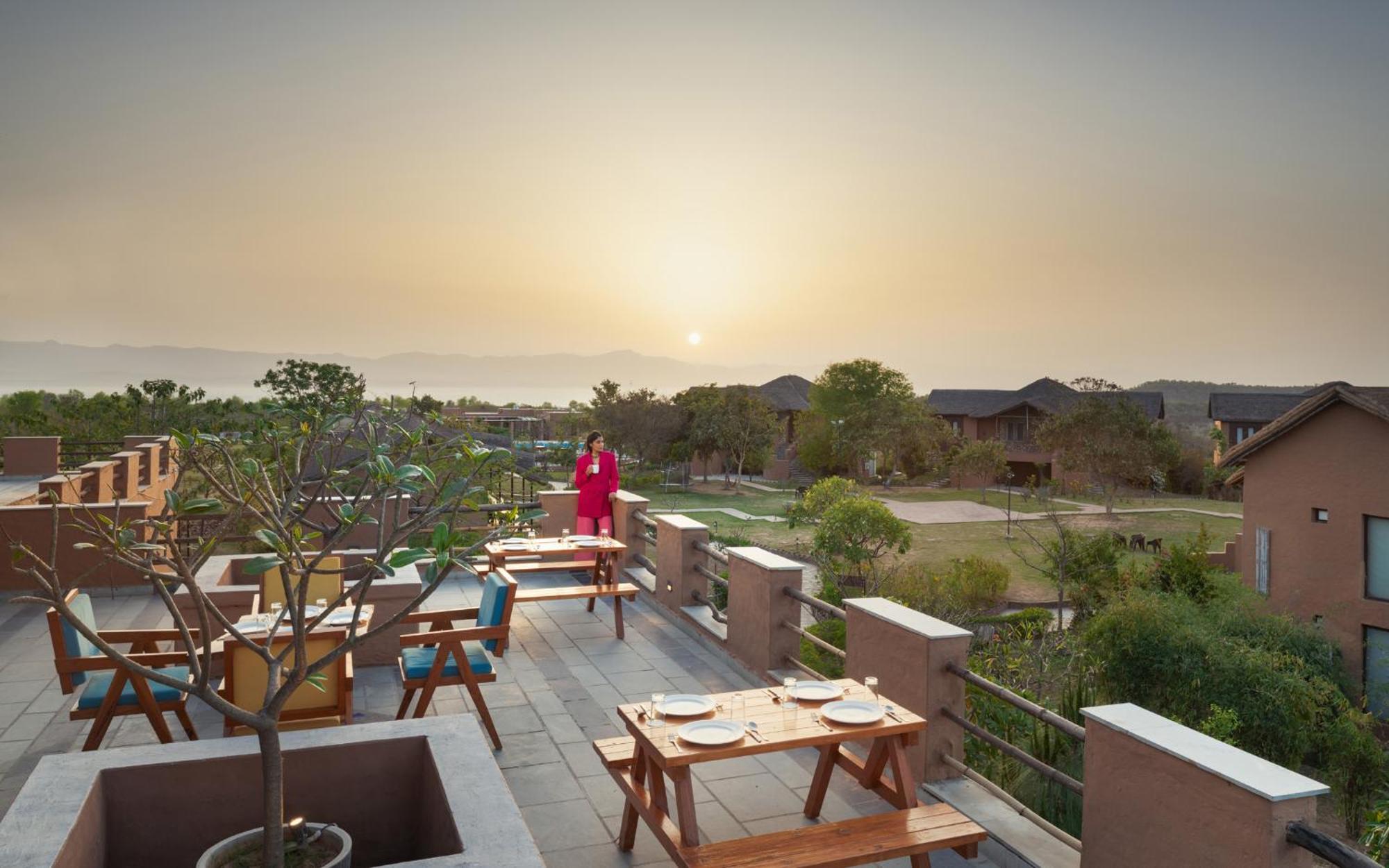 Binewāl Gaj Resort, A Member Of Radisson Individuals Retreats מראה חיצוני תמונה